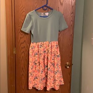 Lularoe Amelia